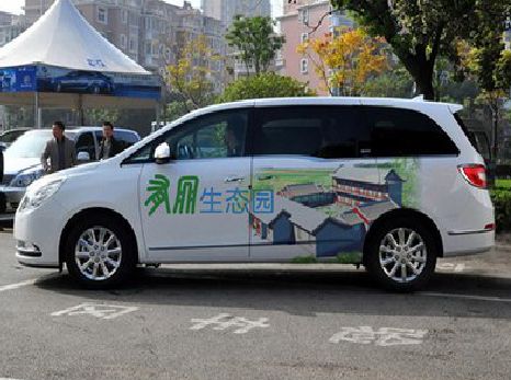 怀宁户外车贴喷绘如何保持效果?